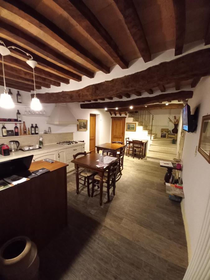 Camere La Carbonaia П'єнца Екстер'єр фото