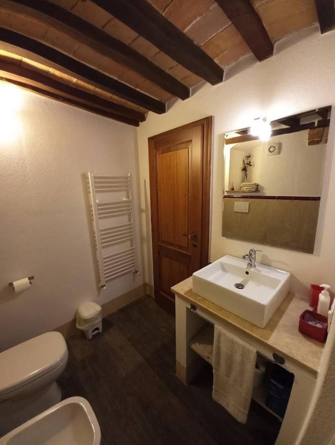 Camere La Carbonaia П'єнца Екстер'єр фото
